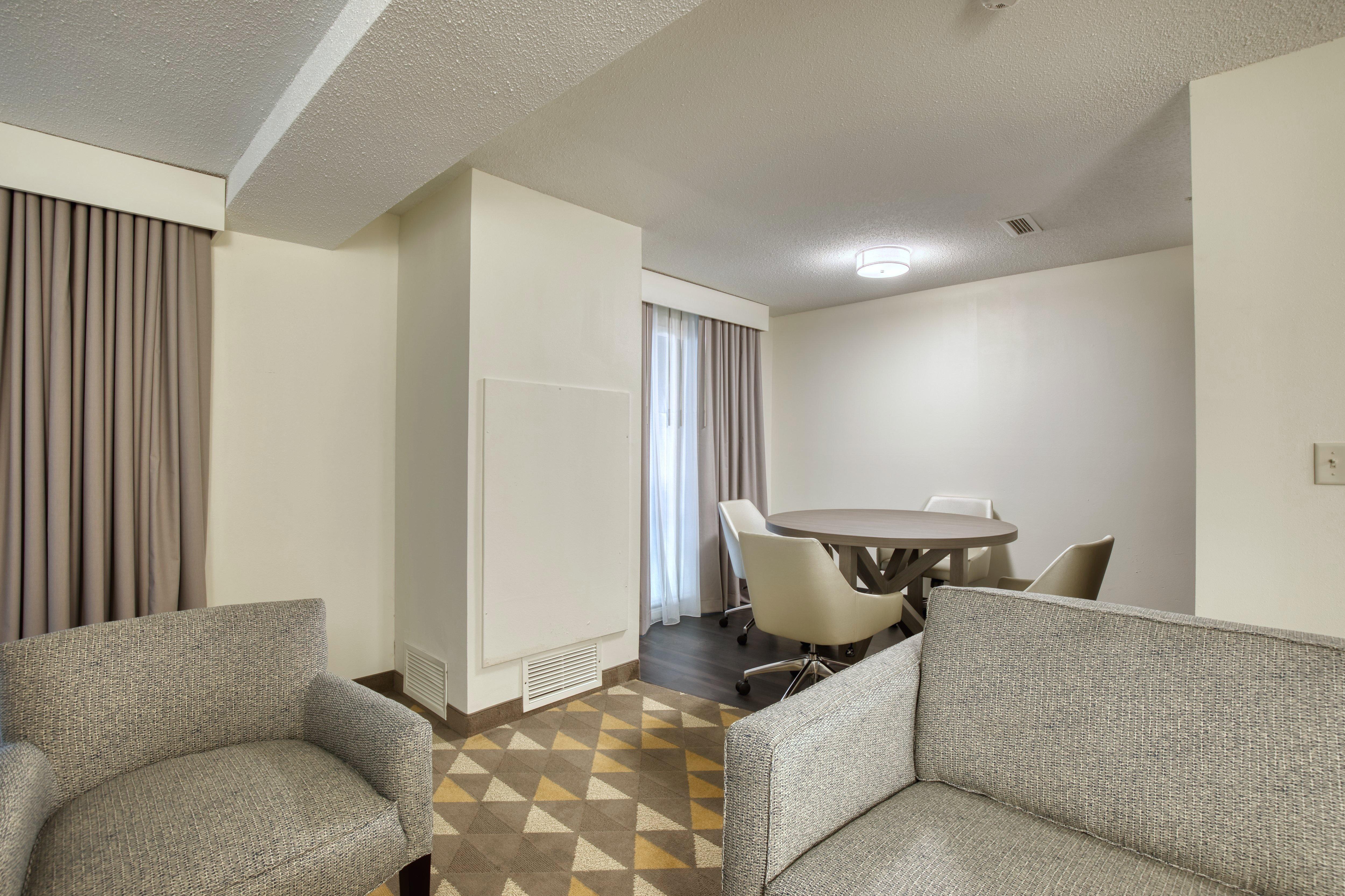 Holiday Inn Hotel & Suites Madison West - Middleton By Ihg Exterior photo