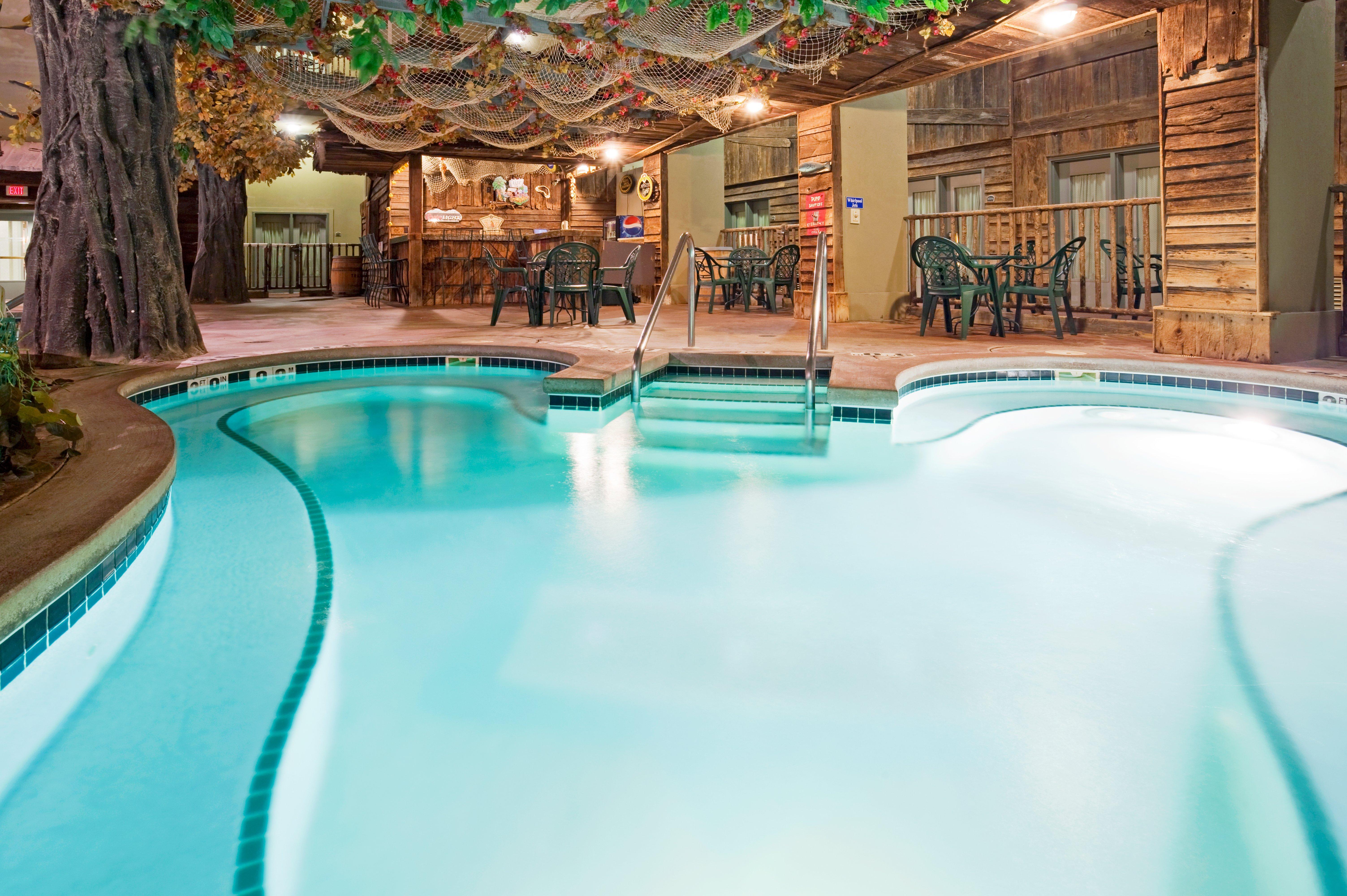 Holiday Inn Hotel & Suites Madison West - Middleton By Ihg Exterior photo