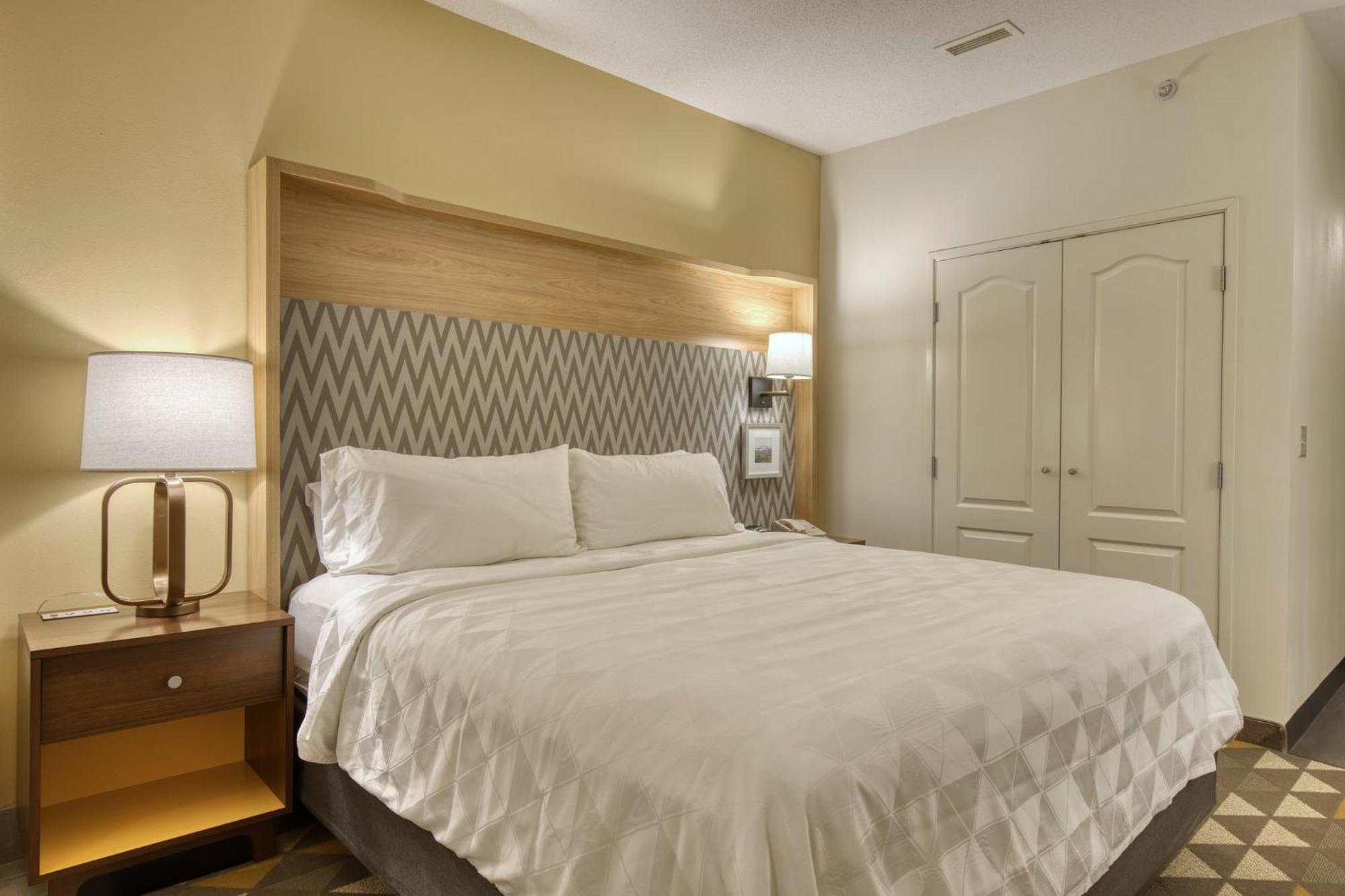 Holiday Inn Hotel & Suites Madison West - Middleton By Ihg Exterior photo