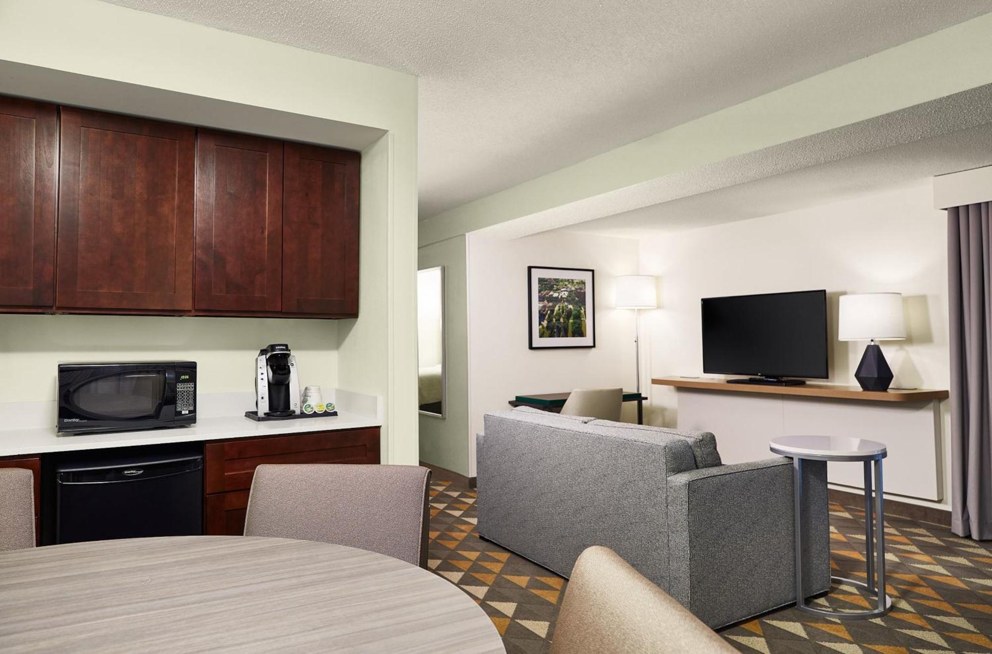 Holiday Inn Hotel & Suites Madison West - Middleton By Ihg Exterior photo